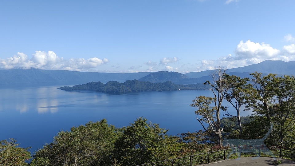 秋田県から見た十和田湖